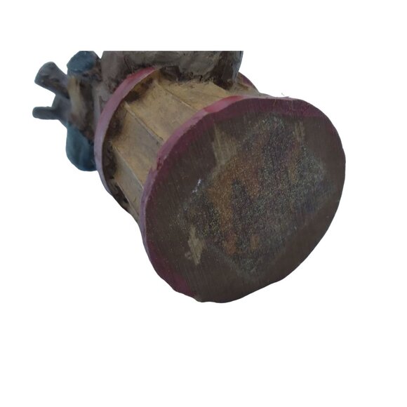 Vintage Tom Clark 1984 sitting gnome holding 'teddy' figurine - Picture 2 of 16